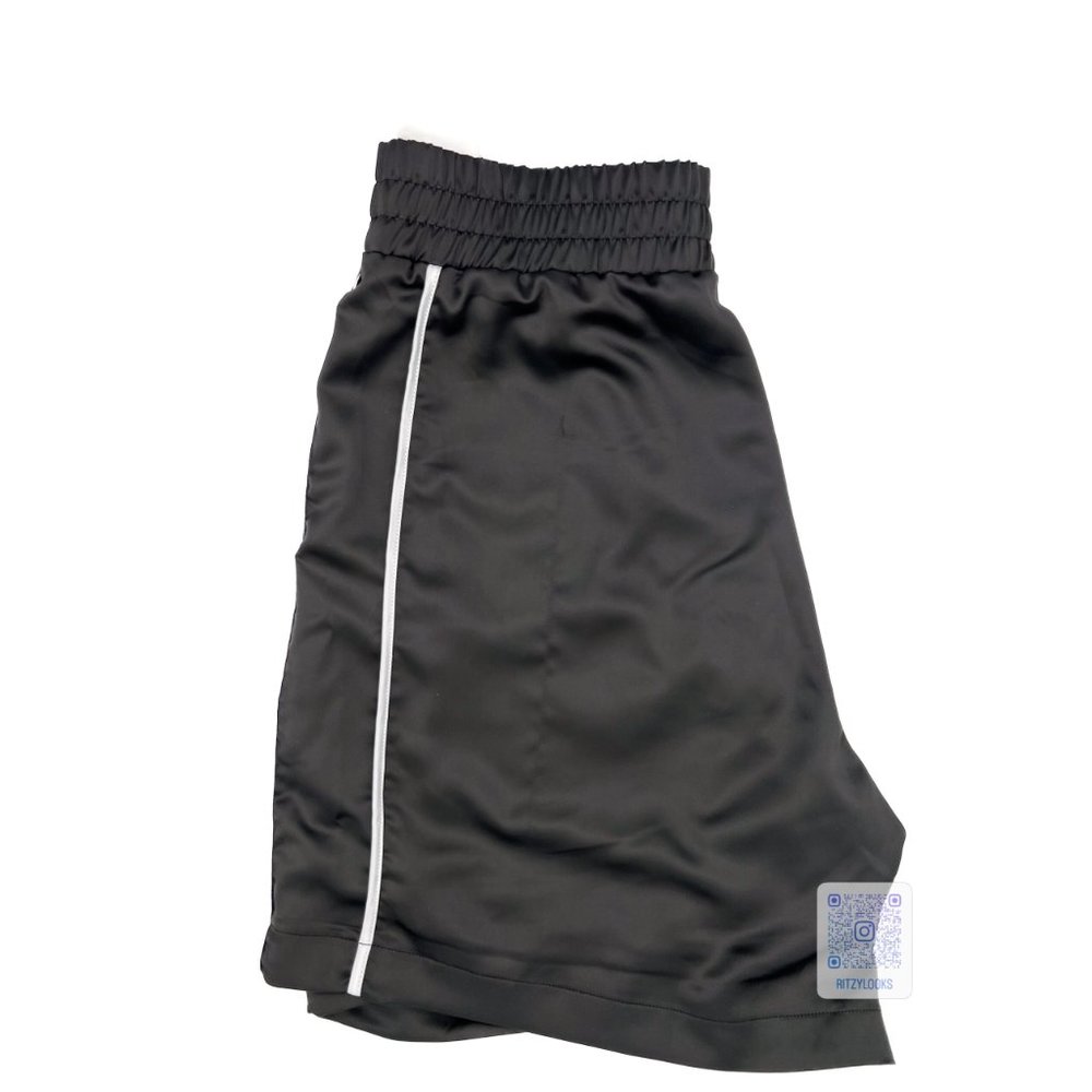 Versace Jeans Couture Luxe Floral Sunflower Black Garland Print Shorts - Picture 5 of 9